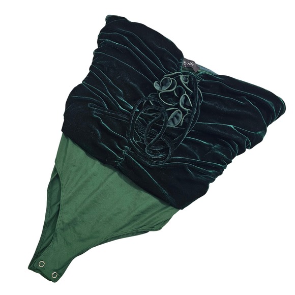 fabrik Tops - Fabrik Green Velvet Darling Ruched Bodysuit Women's L Neck Strap Tie 90s Revival
